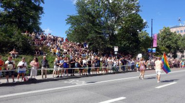 Stockholm, İsveç, 2 Ağustos 2025. Bir yaz günü Gay Onur Yürüyüşü 'ne bir göz atalım..