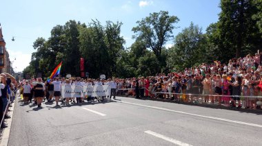 Stockholm, İsveç, 2 Ağustos 2025. Bir yaz günü Gay Onur Yürüyüşü 'ne bir göz atalım..