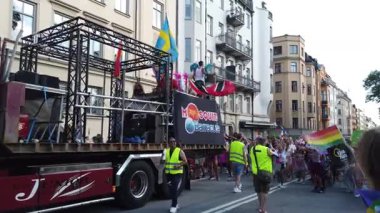 Stockholm, İsveç, 2 Ağustos 2025. Bir yaz günü Gay Onur Yürüyüşü 'ne bir göz atalım..