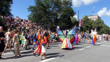 Stockholm, İsveç, 2 Ağustos 2025. Bir yaz günü Gay Onur Yürüyüşü 'ne bir göz atalım..