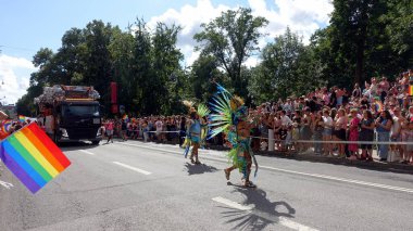 Stockholm, İsveç, 2 Ağustos 2025. Bir yaz günü Gay Onur Yürüyüşü 'ne bir göz atalım..