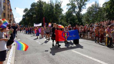 Stockholm, İsveç, 2 Ağustos 2025. Bir yaz günü Gay Onur Yürüyüşü 'ne bir göz atalım..