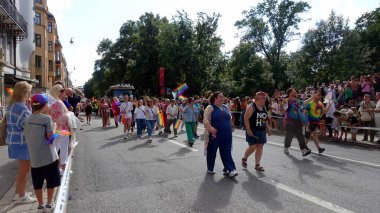 Stockholm, İsveç, 2 Ağustos 2025. Bir yaz günü Gay Onur Yürüyüşü 'ne bir göz atalım..