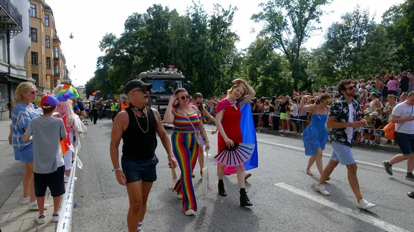 Stockholm, İsveç, 2 Ağustos 2025. Bir yaz günü Gay Onur Yürüyüşü 'ne bir göz atalım..