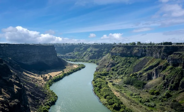 Winding Snake River Fluindo Através Noroeste Pacífico Verão Dia Parcialmente Fotografia De Stock