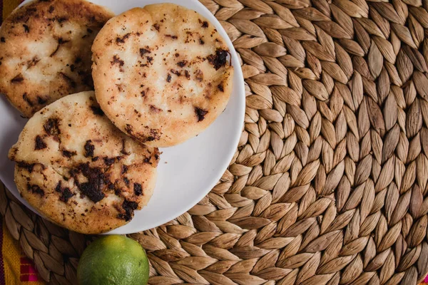 Gordita Chicharron Prensado Traditional Food Mexico Usually Stuffed Vegetables Cheese — Zdjęcie stockowe