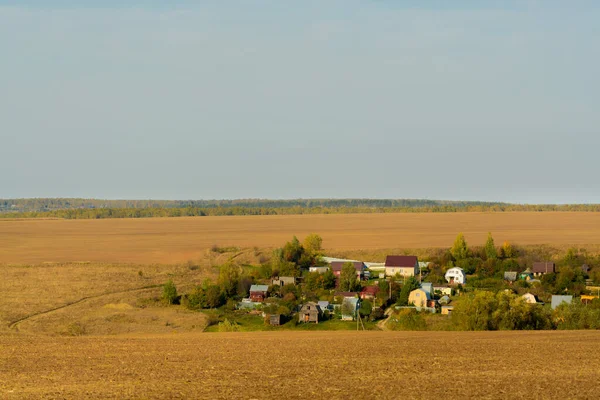 Pueblo Rodeado Campo Principios Otoño —  Fotos de Stock