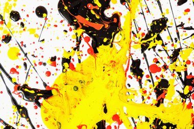 Soyut ifade renkli sıçrama arkaplanı. parlak suluboya arkaplan çizimi. Damlatma tekniği. siyah ve beyaz ve kırmızı ve sarı. yatay yönelim.