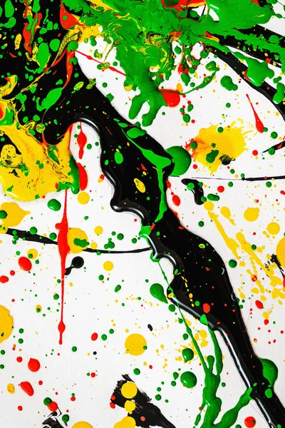 抽象表現カラフルなスプラッシュ背景 ミックスカラー 明るい水彩の背景イラスト 滴下技術 黒と白と赤と黄色と緑とオラン 垂直方向 — ストック写真