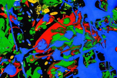 Soyut ifade renkli sıçrama arkaplanı. Renkleri karıştır. parlak suluboya arkaplan çizimi. Damlatma tekniği. Mavi ve siyah ve kırmızı ve sarı ve yeşil ve turuncu. yatay yönelim.