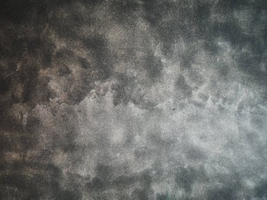 Rafine edilmiş gri desenli arka plan. Lekeler ve çizgiler mevcut. Karanlık ve aydınlık alanlar. İnce tahıl. Yatay yönelim