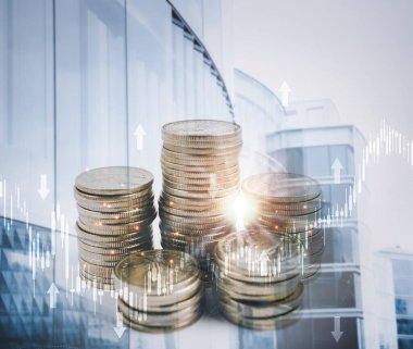 Finans ve bankacılık ve para harcama planlaması, yatırım bütçesi, iş tasarrufu konsepti, yer kopyalamak için beyaz arka planda iki kat madeni paraya maruz kalma