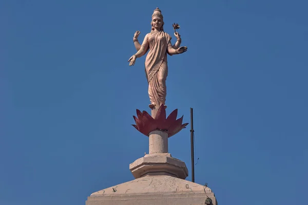 Mar 2005 Goddess Laxmi Lakshmi Statue Clock Tower Out Use — Stock Photo, Image