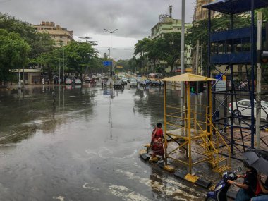 12 Haziran 2019 Mantralaya Junkshun Mumbai yakınlarında ilk yağmur.