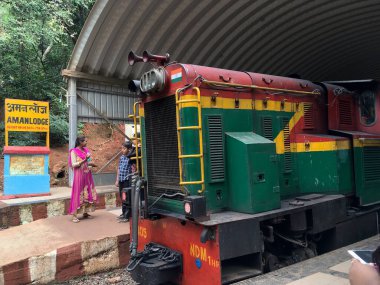 25 Haziran 2019 'da Matheran Tepesi treni M.S.L 758.95 M' nin üstündeki Amanlodge İstasyonu 'na ulaştı. Maharashtra INDIA