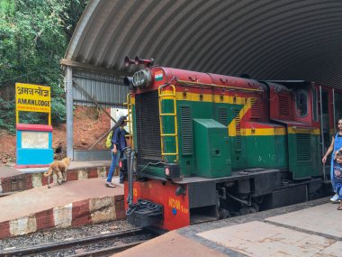 25 Haziran 2019 'da Matheran Tepesi treni M.S.L 758.95 M' nin üstündeki Amanlodge İstasyonu 'na ulaştı. Maharashtra INDIA