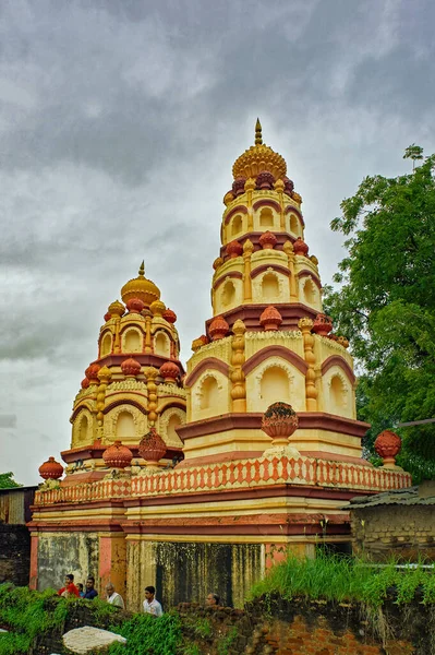 Aug 2010 Old Samadi Mandir Dhulia Maharashtra India Asia — 스톡 사진