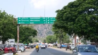  Bhiloda SabArkantha 'dan GJ SH 10 üzerindeki İdar Trafik Çemberi