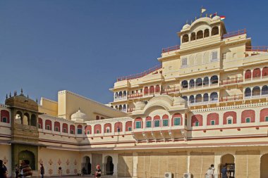 24 Kasım 2007 Jaipur 'daki Şehir Sarayı' nı kimliği belirsiz kişiler ziyaret etti. Şehir Sarayı kompleksi Jaipur Rajasthan; Hindistan
