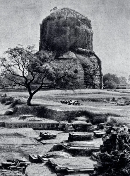 Vintage Photo Buddhist Stupa Dhamek Stupa Sarnath Varanasi Uttar Pradesh — Stock Photo, Image