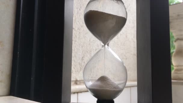 Июл 2021 Песочные Часы Время Таймер Стеклянный Час Мумбаи Махараштра — стоковое видео