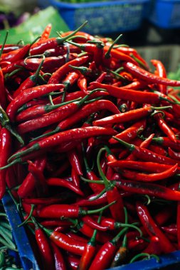 çok acılı sepeti taze pazarda, Asya