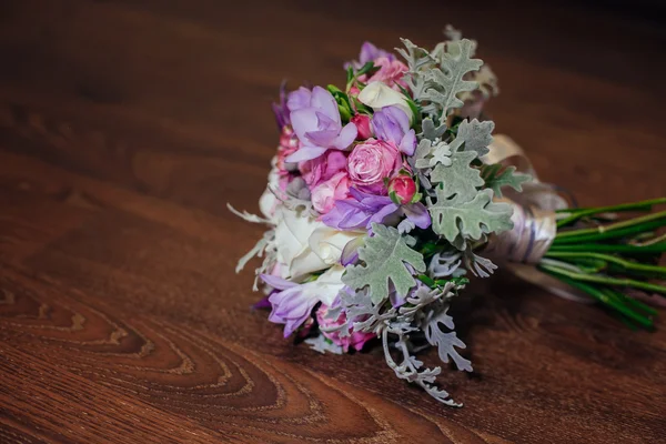 Svatební kytice s růží — Stock fotografie
