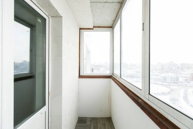 Apartmanın balkonundan manzara
