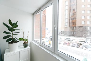 Apartmanın balkonundan manzara