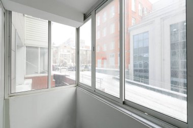 Apartmanın balkonundan manzara