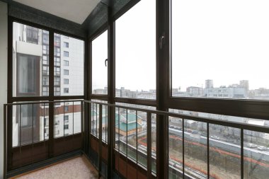 Apartmanın balkonundan manzara