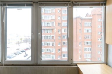 Apartmanın balkonundan manzara