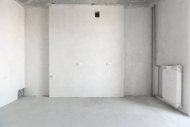 Dairenin içi gri renklerle süslenmemiş.