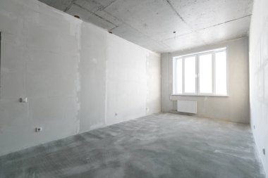 Dairenin içi gri renklerle süslenmemiş.