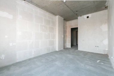 Dairenin içi gri renklerle süslenmemiş.