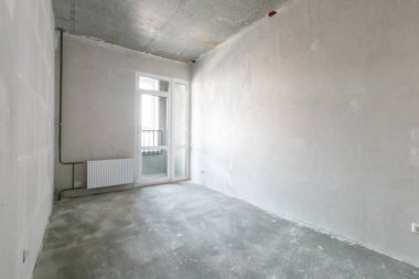 Dairenin içi gri renklerle süslenmemiş.