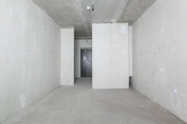 Dairenin içi gri renklerle süslenmemiş. kabaca bitir