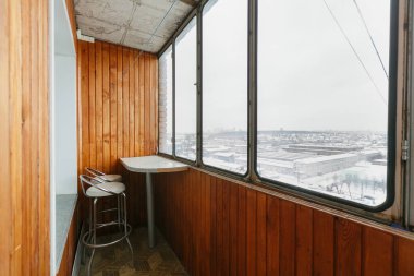 Apartmanın balkonundan manzara