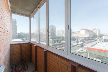 Apartmanın balkonundan manzara