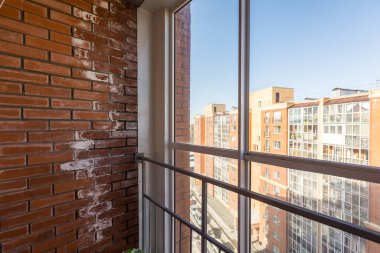 Apartmanın balkonundan manzara