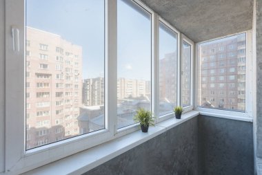 Apartmanın balkonundan manzara
