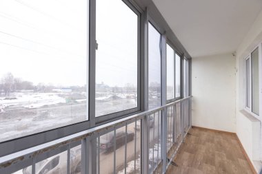 Apartmanın balkonundan manzara