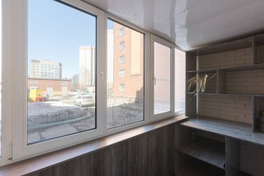 Apartmanın balkonundan manzara