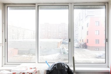 Apartmanın balkonundan manzara