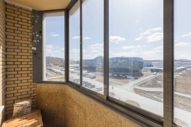 Apartmanın balkonundan manzara