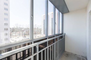 Apartmanın balkonundan manzara