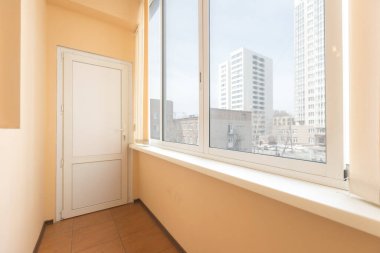 Apartmanın balkonundan manzara