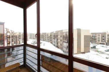 Apartmanın balkonundan manzara