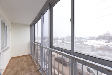 Apartmanın balkonundan manzara