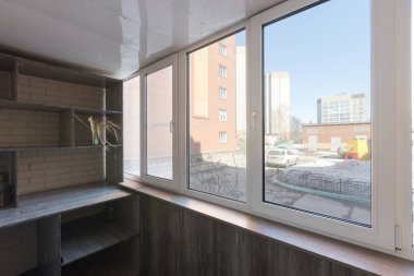 Apartmanın balkonundan manzara